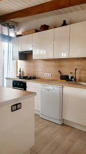 Beautiful chalet with wifi and free parking