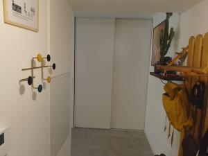 Appartements Harmonia, Studio (30m2) en centre ville : photos des chambres