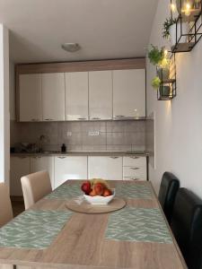 Alacaster apartment with private parking