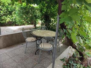 Apartment in Bol with terrace, air conditioning, WiFi, washing machine 3634-4