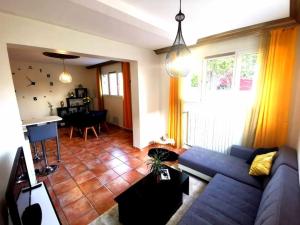 Porte de Genève l T4 l Spacieux & Calme