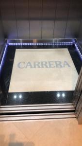 Amplio Estudio de lujo con balcon y parrilla