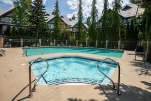 1BR in Northstar, Village Location, Gas Fireplace, Shared Hot Tub, Ski Storage