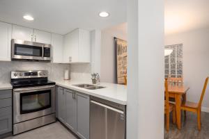 1BR in Northstar, Village Location, Gas Fireplace, Shared Hot Tub, Ski Storage