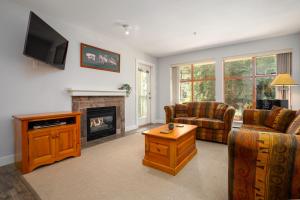 1BR in Northstar, Village Location, Gas Fireplace, Shared Hot Tub, Ski Storage