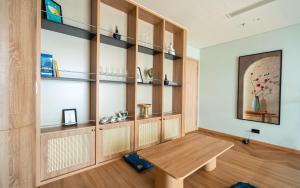 HaLong Bayfront Duplex Apartment