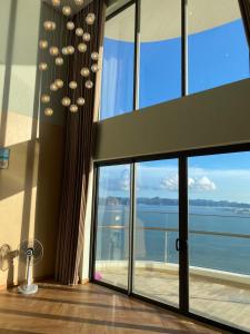 HaLong Bayfront Duplex Apartment
