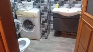 Lovely Apartment For Sleeping Fully Furnished House - BE MY GUEST