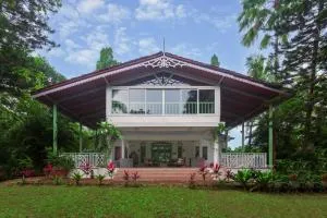 Vanya Farms by StayVista - Orchard villa with rustic vintage interiors & a table tennis table - Chorondpāda