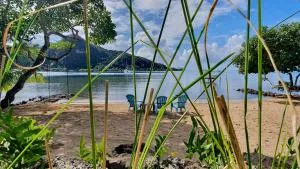 RAIATEA, OPOA, Fare Rêvé, Bord de mer - Opoa