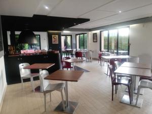 Hotels Kyriad Direct Soissons : photos des chambres