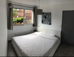 Bel appartement cosy très calme avec parking privé