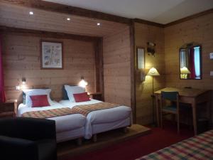Hotels Les Glieres - Champagny-en-Vanoise : photos des chambres