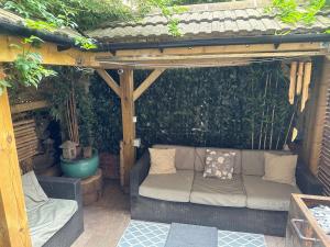 Quirky town centre hideaway