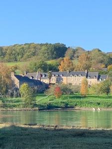 Maisons d'hotes La Vallee d'emeraude : photos des chambres