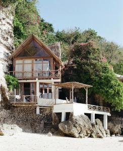 Uluwatu Surf Shack
