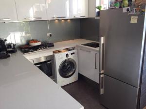 Artistic, spacious and comfortable 1 bedroom apartment