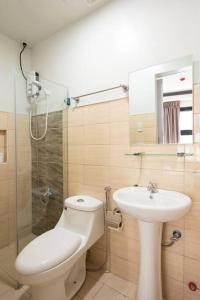 St. Marvin Studio Makati M203