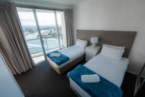 Chevron Renaissance - Resort Style Living by Gold Coast Premium