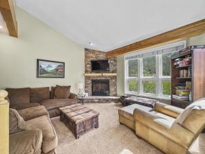 Woods25 Townhome Condo