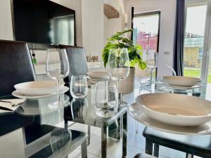 [Near Train Station] Luxury house 5 beds