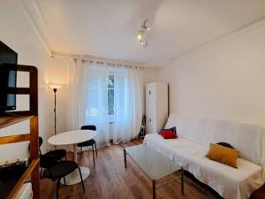 Appartements Iracoubo- Studio proche Cathedrale : photos des chambres