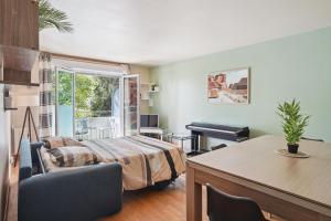 Appartements Chic apart with terrace and parking : photos des chambres