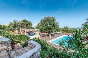 Villa Butterfly by Raro Villas