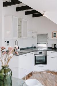 Appartement Residenz Panorama - Einzigartiges Loft im Herzen von Würzburg mit 2 Balkonen und Panorama-Aussicht!