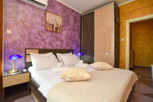 Apartment Golden Lavender