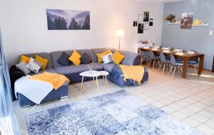 Greenhouse Living "Haus Blankenheim" - Burgblick I Urlaub mit Hund - 30 Minuten zum Phantasialand & Nürburgring