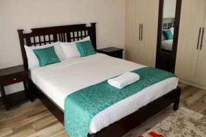 Lux Suites Silverstone Family Apartments