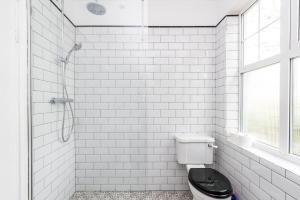 Modern 2-Bed Flat Near Tube in Vibrant Brixton