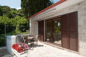 Apartments Villa Salona