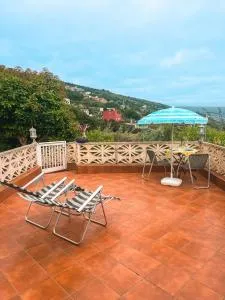 Apartment with Huge Deck Nestled in Marvelous Gardens - Nidos - La Perdoma