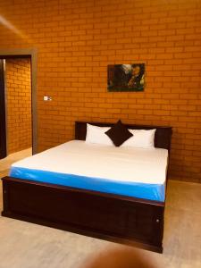 Claystone Villa