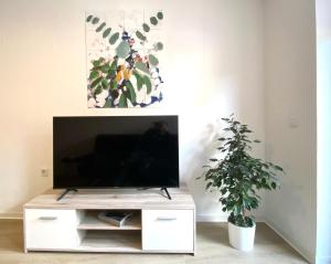 Gemütliche Unterkünfte für längeren Aufenthalt und Monteure inkl Balkon, Waschmaschine, WiFi, Küche und Parkplatz