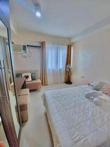 Nice location in the persimmon condo