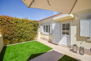 Apartamento elegante com terraço - 800 metros da praia