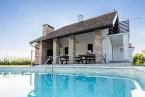 Kuća za odmor Bosut - 温科夫齐