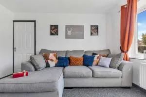 Silver Stag Properties, 4 BR in Ashby de la Zouch - Castle Gresley