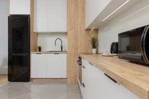 Modern Praga Apartment with Parking near the Warsaw ZOO by Renters