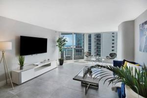 Blue Moon! In the lap of luxury and brand new!