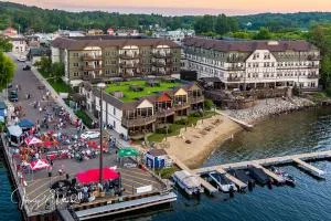 Chase On The Lake - Nisswa