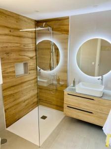 Golden Suite Ocean View & Pool