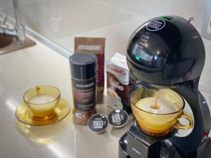 Sunny & Cozy Apartment for 4 Guests & Free Parking