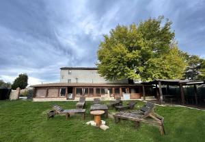 Casale Viozzi - Casa Vacanze con piscina nelle Marche