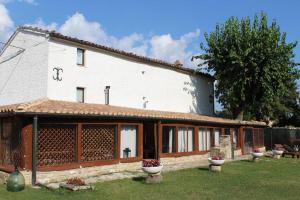 Casale Viozzi - Casa Vacanze con piscina nelle Marche