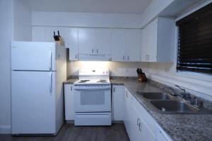 410 E 45th Unit 1