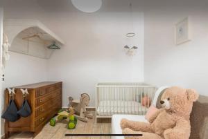 Traditional townhouse with private patio and pool